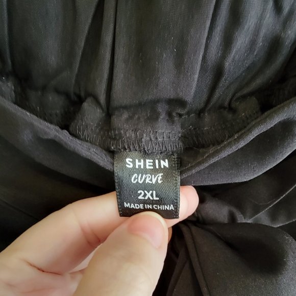 Elegant SHEIN SXY Plus Knot Hem Belted Pants - Black, High Waist, Tapered Fit - Picture 5 of 5